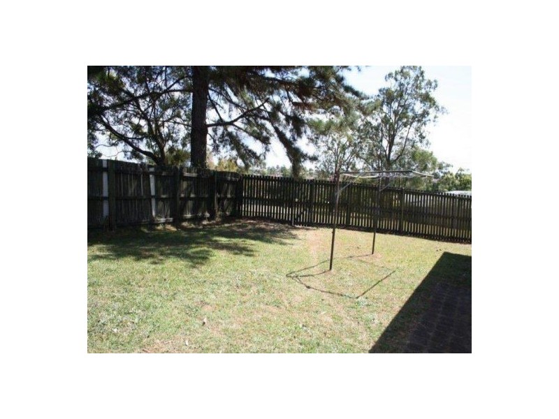 1&2/16 Davebill Court, Labrador QLD 4215