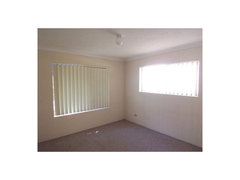 1/144 Marine Parade, Southport QLD 4215