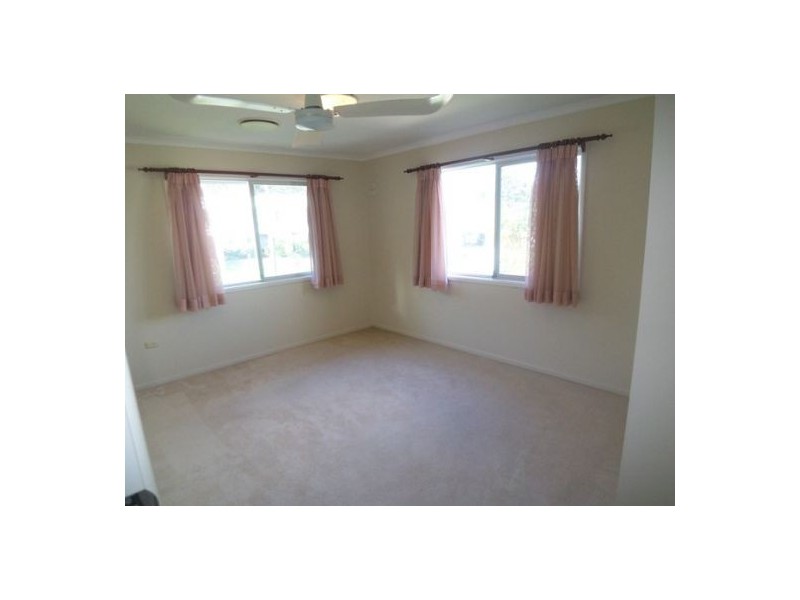 6 Joden Place, Southport QLD 4215