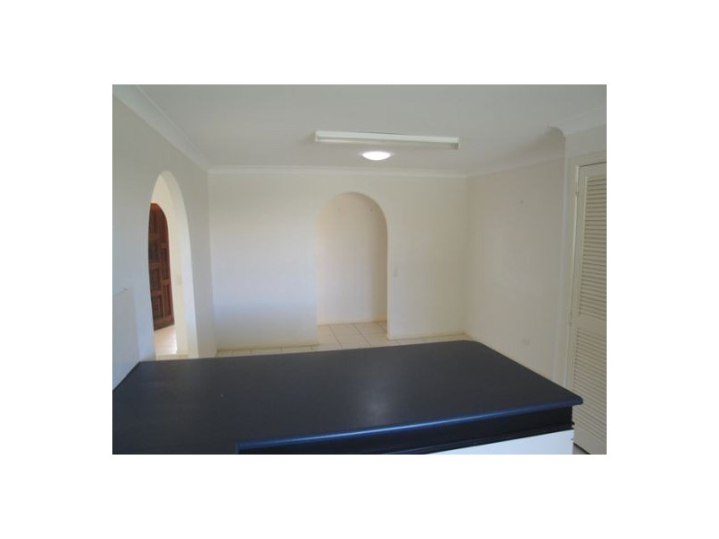 32 Lavinia Street, Southport QLD 4215