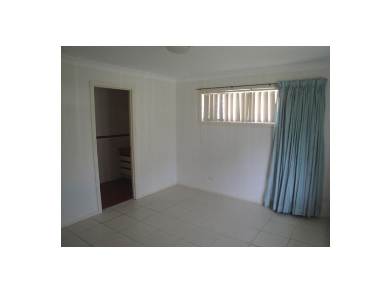 32 Lavinia Street, Southport QLD 4215