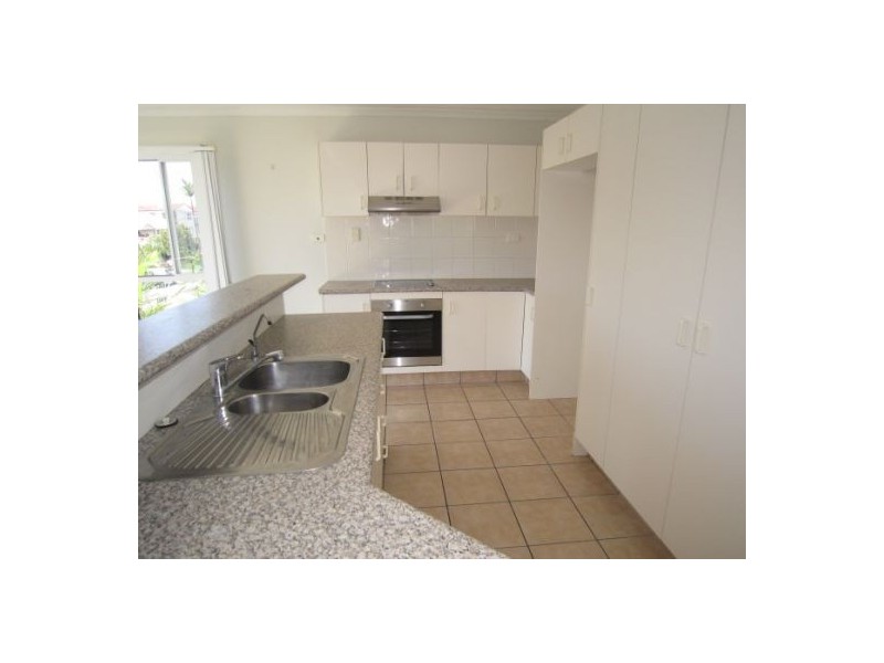 16a Loder Street, Biggera Waters QLD 4216