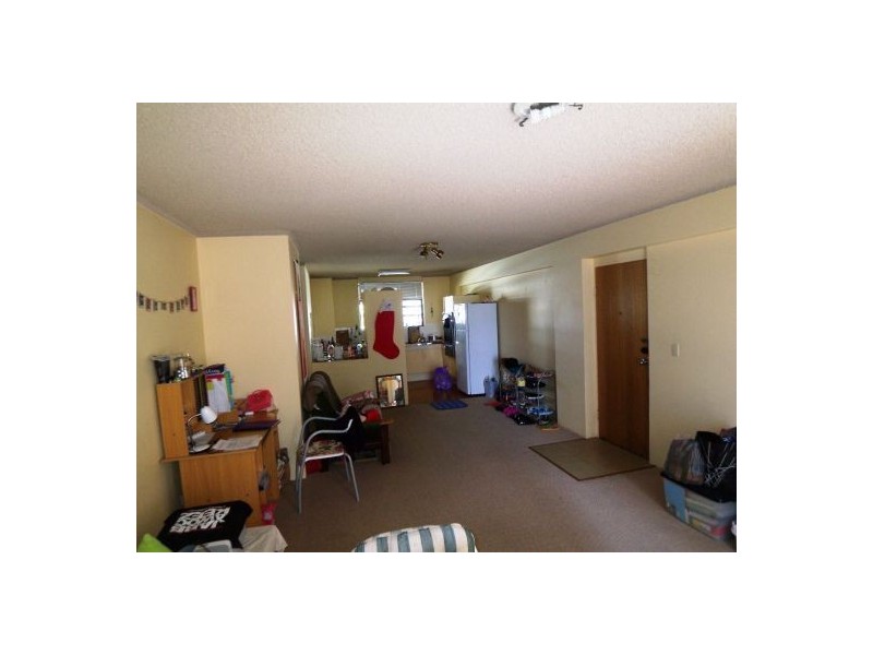 23/72 Marine Parade “Hammond Towers”, Southport QLD 4215