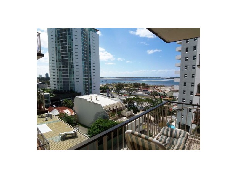 23/72 Marine Parade “Hammond Towers”, Southport QLD 4215