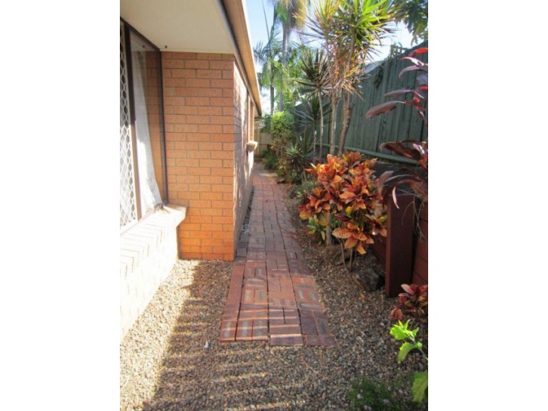 2/14 Botanical Drive, Labrador QLD 4215