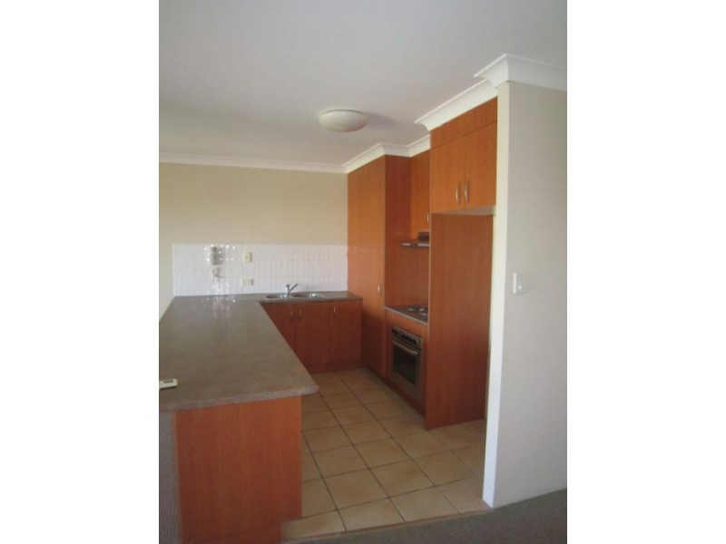 11/25 Walton Street, Southport QLD 4215