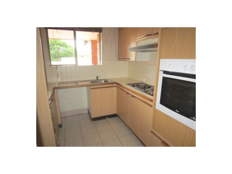 28/164 High Street, Southport QLD 4215