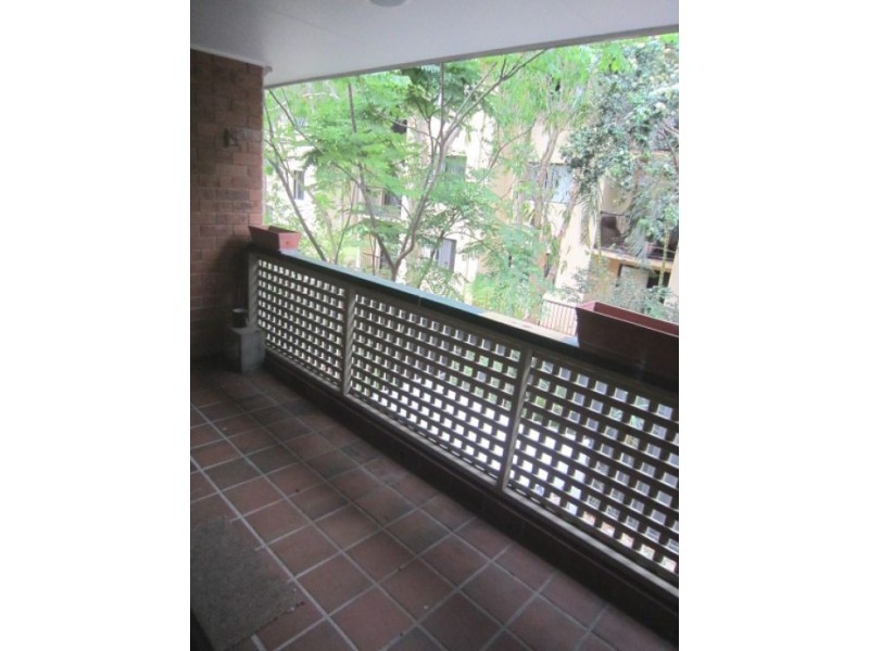 28/164 High Street, Southport QLD 4215