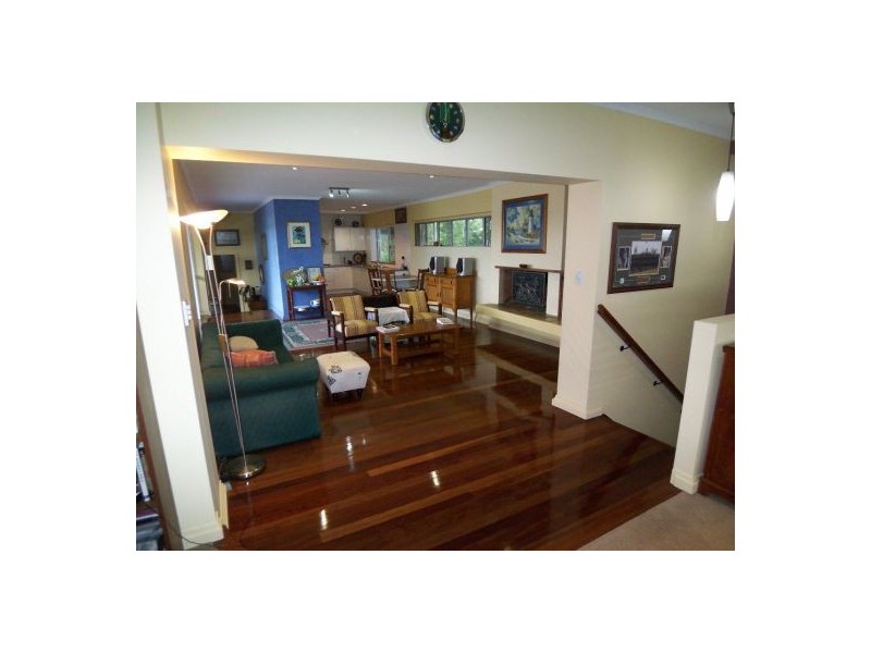 50 Broad Street, Labrador QLD 4215