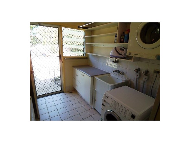 50 Broad Street, Labrador QLD 4215