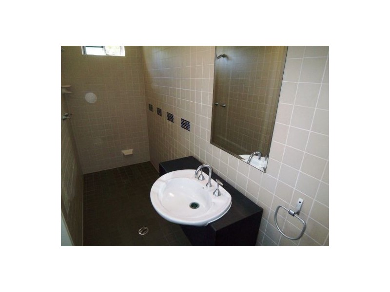 50 Broad Street, Labrador QLD 4215