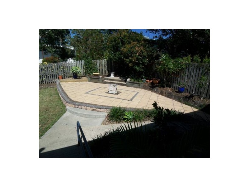 50 Broad Street, Labrador QLD 4215