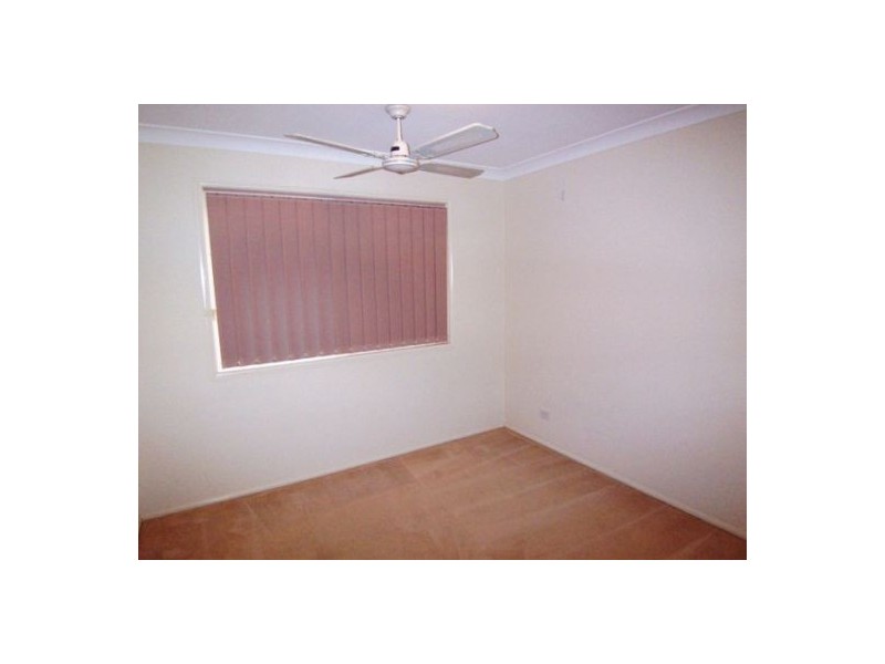 2/10 Jenaya Place, Labrador QLD 4215