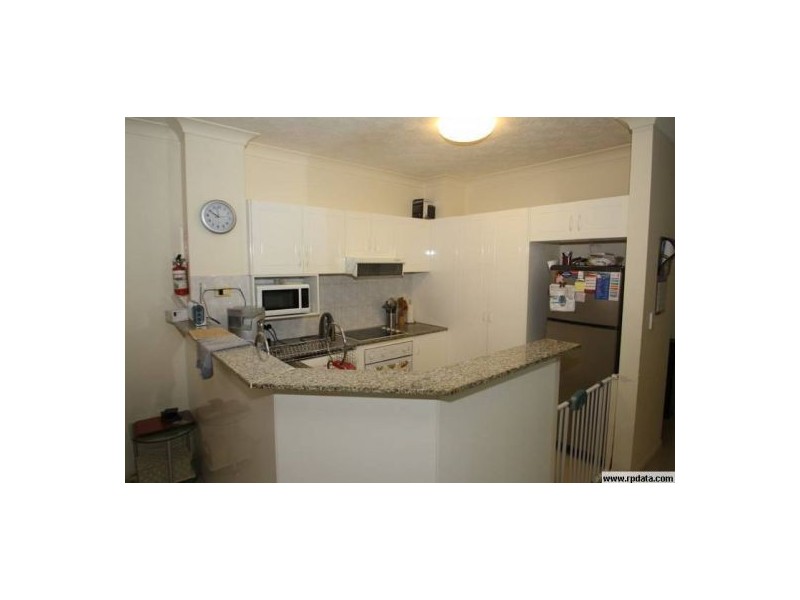 2/20 Little Norman St, Southport QLD 4215