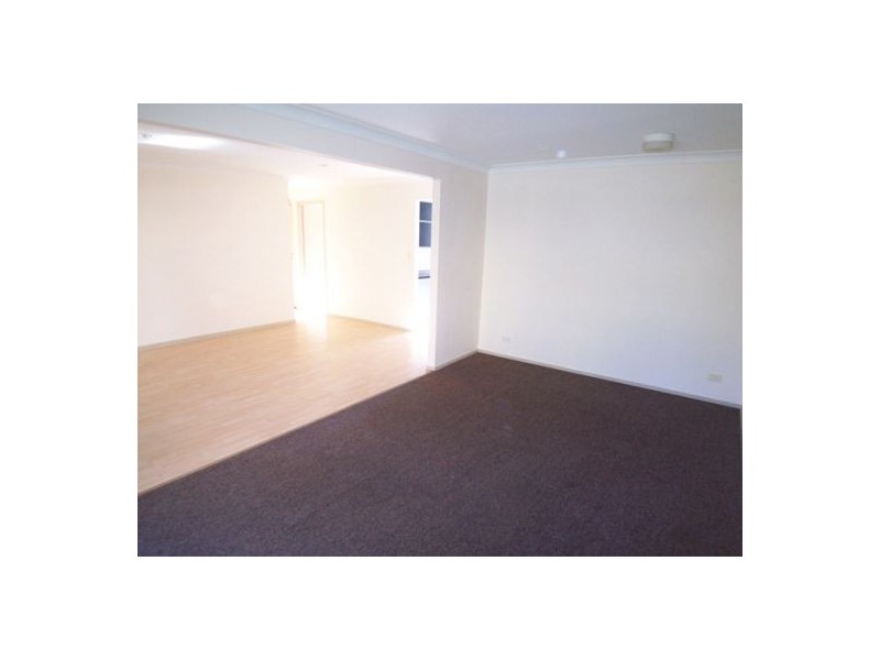 2/10 Royal Palm Court, Southport QLD 4215