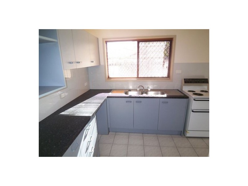 2/10 Royal Palm Court, Southport QLD 4215