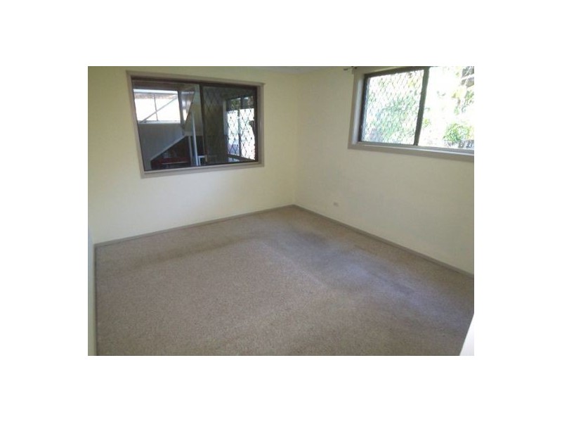 2/10 Royal Palm Court, Southport QLD 4215