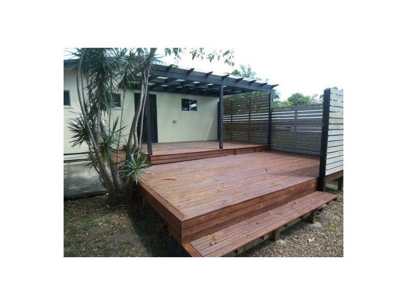 67 Kindra Av, Southport QLD 4215