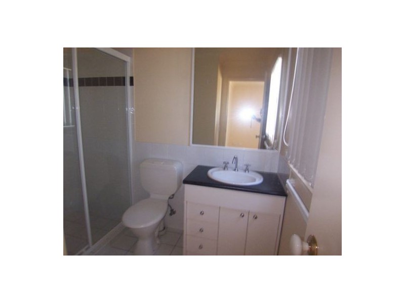 6/97 Eugaree St, Southport QLD 4215