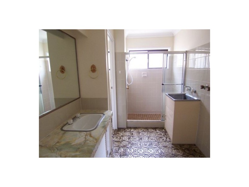 6/266 Marine Parade, Labrador QLD 4215