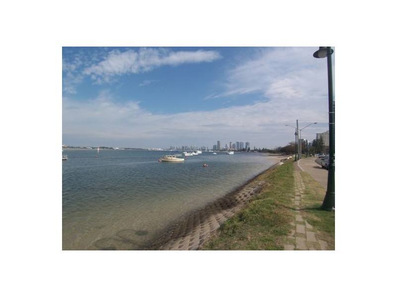 6/266 Marine Parade, Labrador QLD 4215