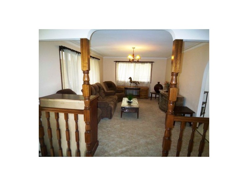 40 Maralinga Drive, Ashmore QLD 4214