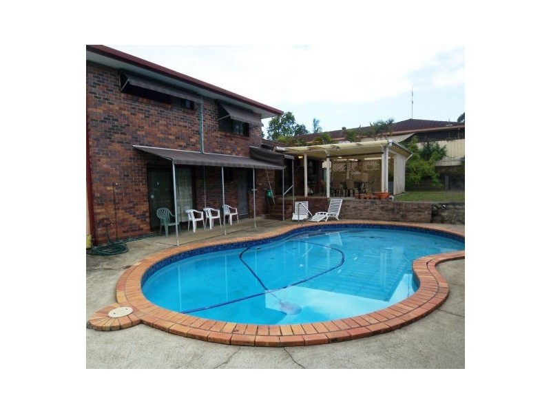 40 Maralinga Drive, Ashmore QLD 4214