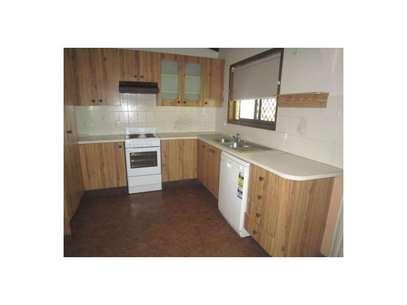 52 Cotlew Street, Southport QLD 4215