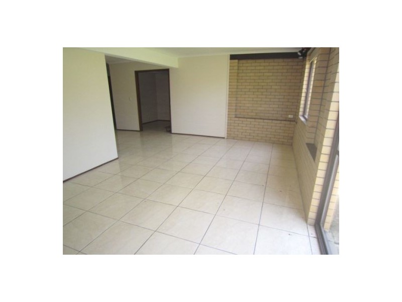 52 Cotlew Street, Southport QLD 4215