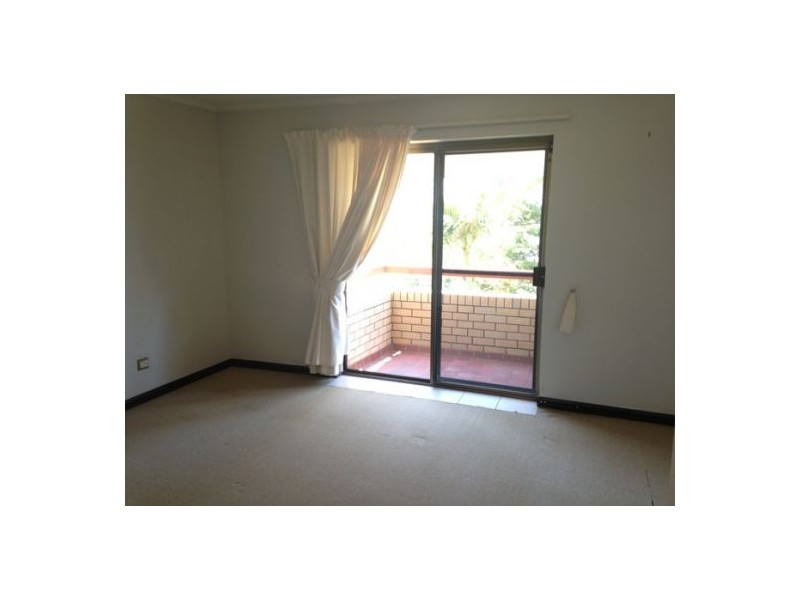 10/106 Bayview Street, Runaway Bay QLD 4216