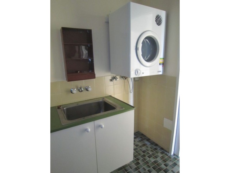 10/106 Bayview Street, Runaway Bay QLD 4216