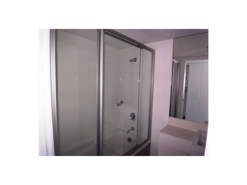 21408/5 Lawson Street, Southport QLD 4215