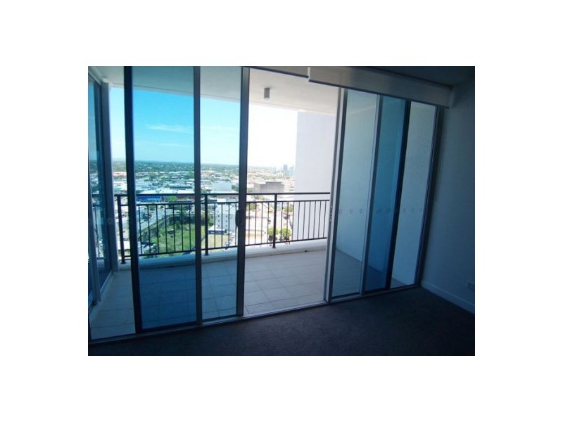 21408/5 Lawson Street, Southport QLD 4215