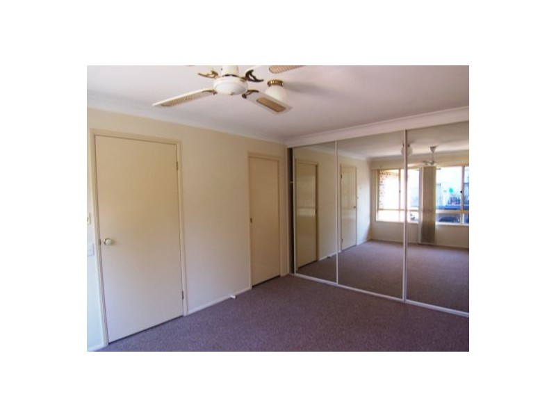 3/5 Ahern Street, Labrador QLD 4215