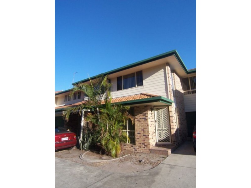 3/5 Ahern Street, Labrador QLD 4215