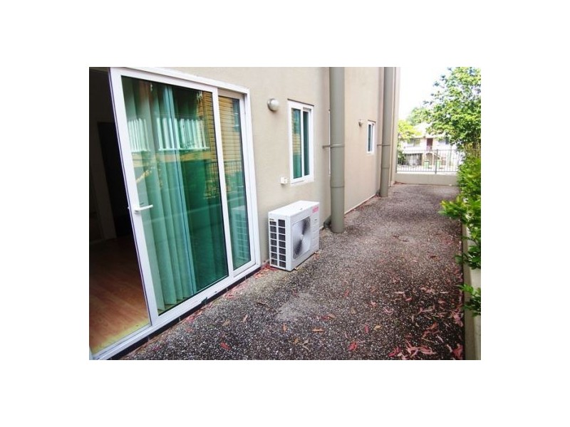 6/18 Rose Street, Southport QLD 4215