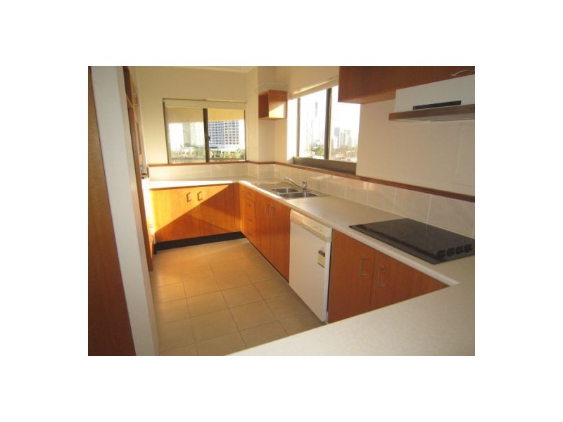 31/2 Admiralty Drive, Surfers Paradise QLD 4217