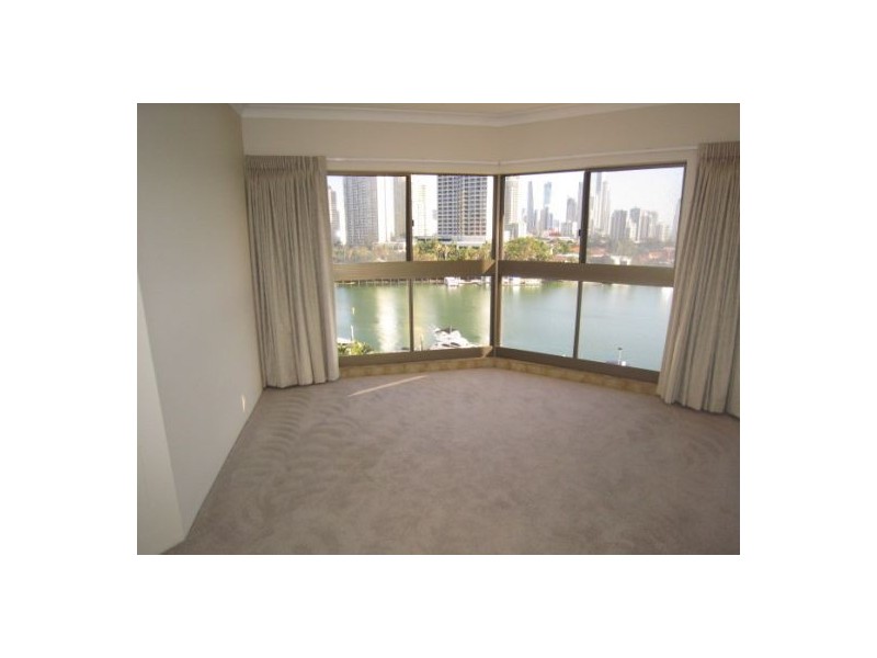 31/2 Admiralty Drive, Surfers Paradise QLD 4217