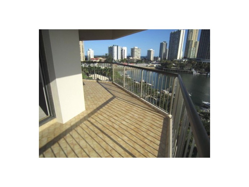 31/2 Admiralty Drive, Surfers Paradise QLD 4217