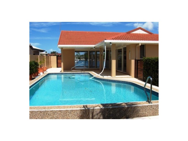 12 Wau Street, Runaway Bay QLD 4216