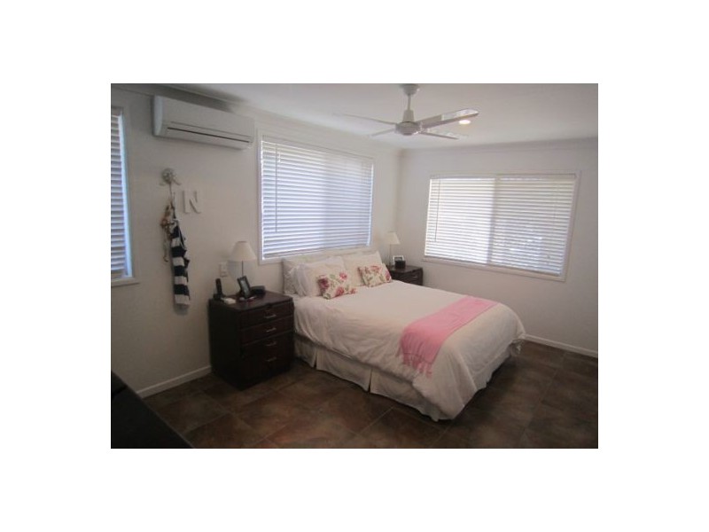 74 Albion Avenue, Miami QLD 4220