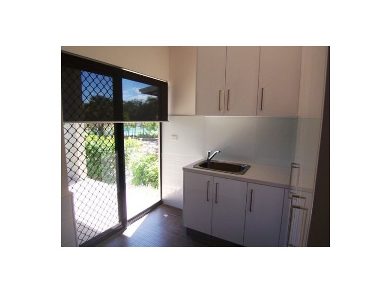 4/134 Ridgeway Avenue, Southport QLD 4215