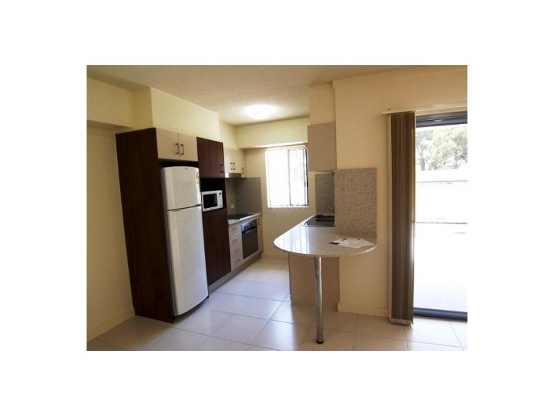 24/148 High Street, Southport QLD 4215