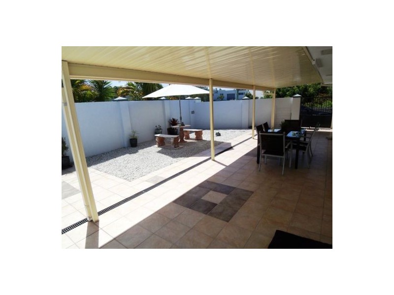 1/39 Binstead Dr, Southport QLD 4215