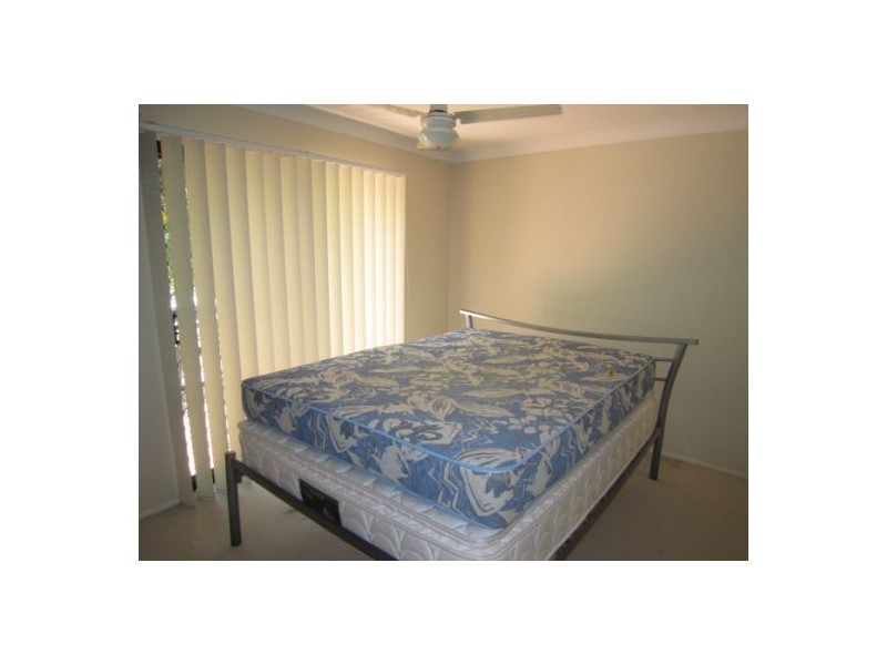 2/5 Railway Street, Southport QLD 4215