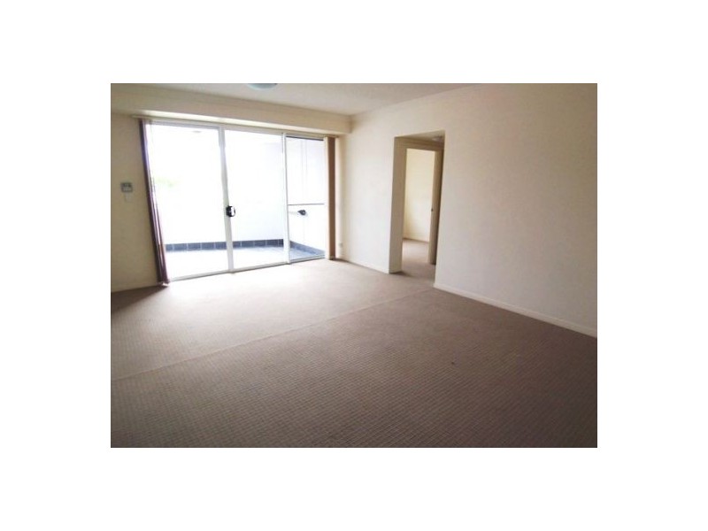 17/6-10 Rose Street, Southport QLD 4215