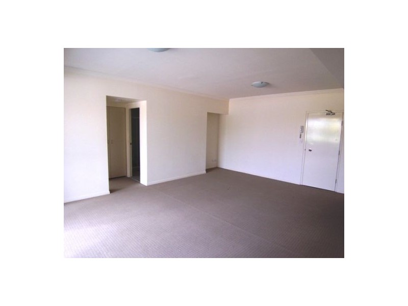 17/6-10 Rose Street, Southport QLD 4215