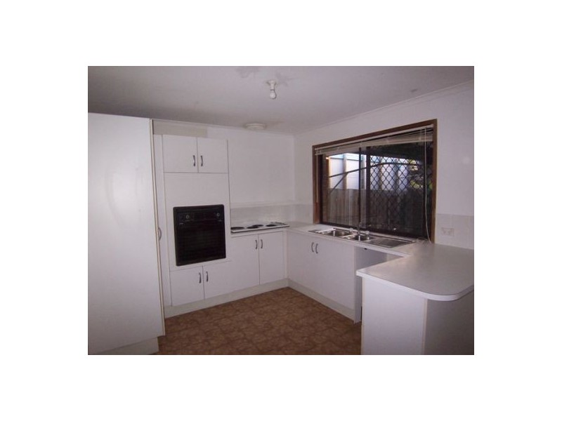1/33 Telopea Street, Labrador QLD 4215