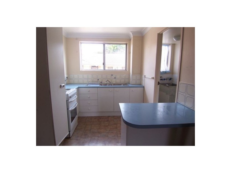 6/175 Muir Street, Labrador QLD 4215