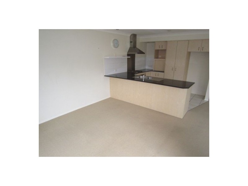 1/38-40 Robert Street, Labrador QLD 4215